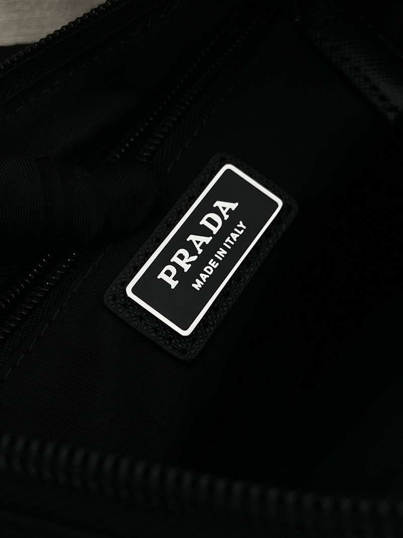 プラダ アウトレット PRADA ミディアム Re-Nylon xサフィアーノレザー 2VH192_2DMG_F0002_V_OOO ブラック H品 プラダ メンズバッグ アウトレット - 画像 (2)