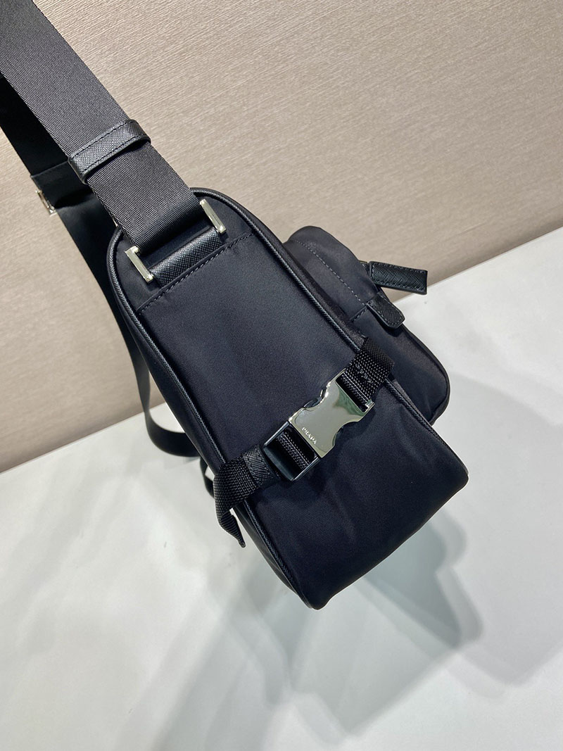 プラダ アウトレット PRADA ラージ Re-Nylon x サフィアーノレザー 2VH191_2DMG_F0002_V_OOO ブラック H品 プラダ メンズバッグ アウトレット - 画像 (6)