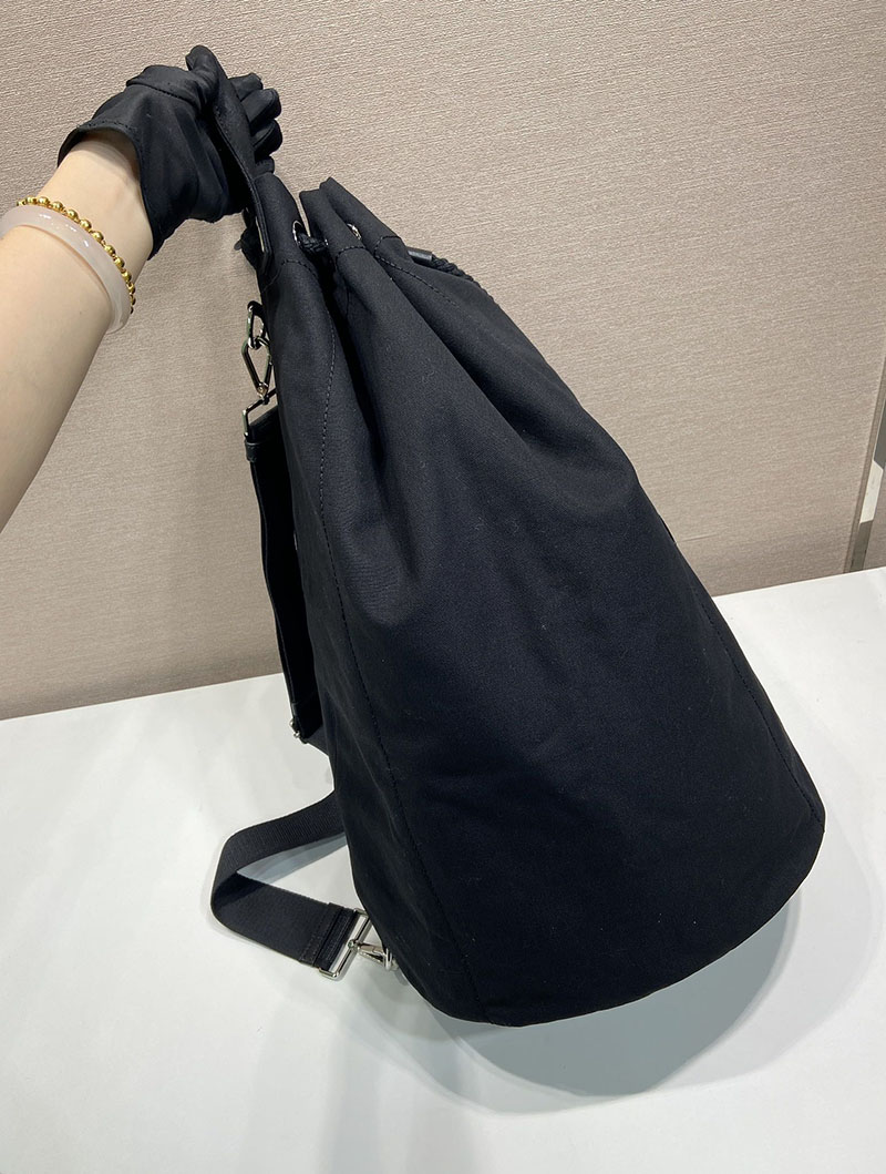 プラダ アウトレット PRADA キャンバス ドローストリング ダッフルバッグ 2VY011_2CYA_F0002_V_OOO ブラック H品 プラダ メンズバッグ アウトレット - 画像 (6)