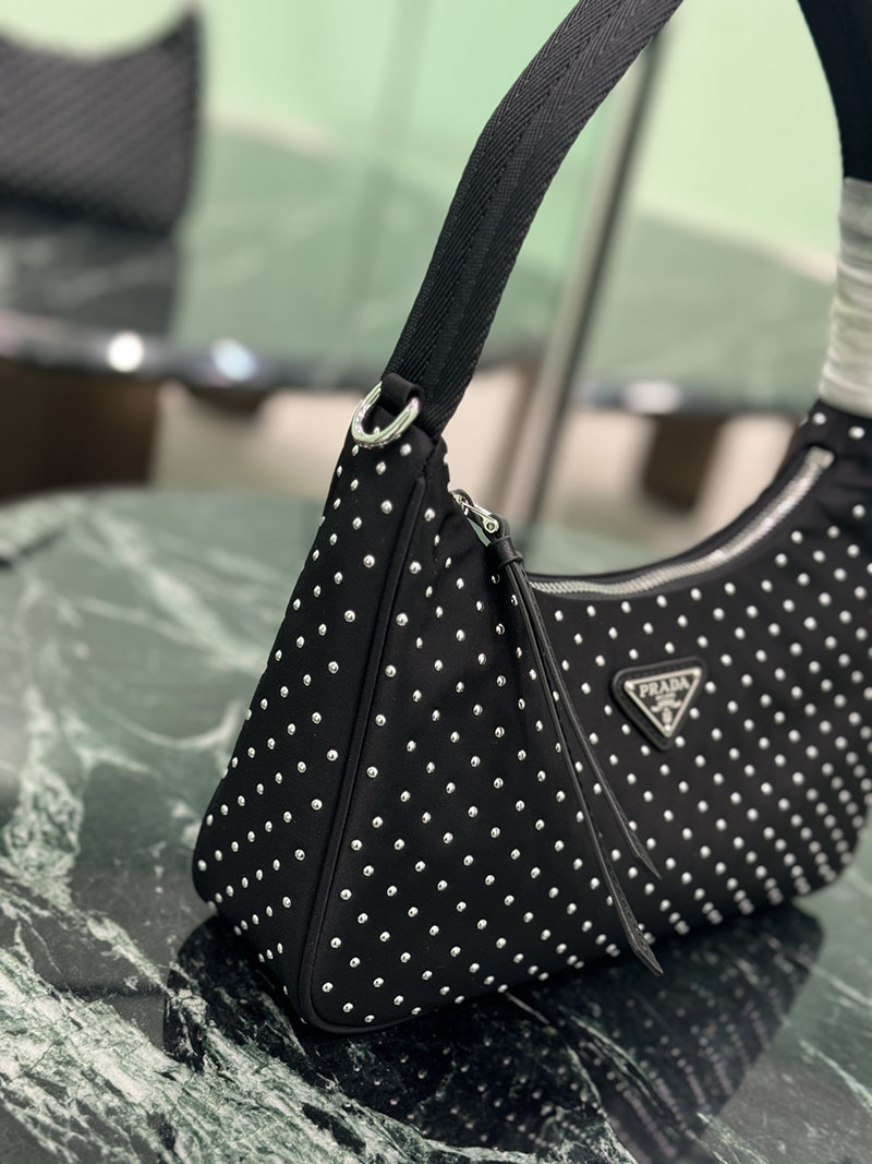 プラダ アウトレット PRADA プラダ Re-Edition クリスタル付 サテン 1BC515_2HGV_F0002_V_OOO H品 プラダ ミニバッグ アウトレット - 画像 (8)