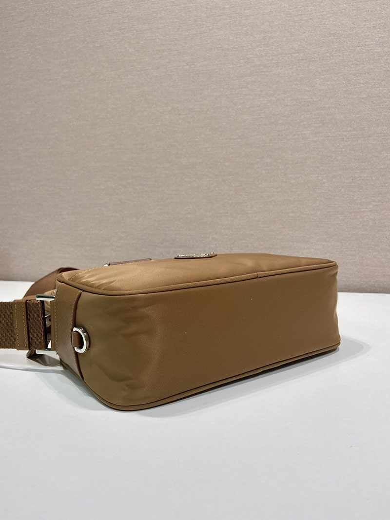 プラダ アウトレット PRADA Re-Nylon ショルダーバッグ 1BC167_RV44_F0046_V_B1M ブラウン H品 プラダ ショルダーバッグ メンズ 人気 - 画像 (7)