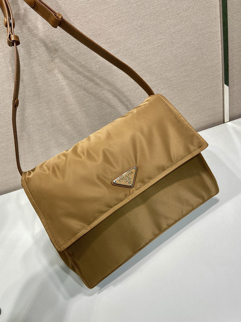 プラダ アウトレット PRADA Re-Nylon ラージ パデッド 1BD256_RDLN_F0134_V_OOO ブランデー H品 レディース プラダ ショルダーバッグ - 画像 (8)