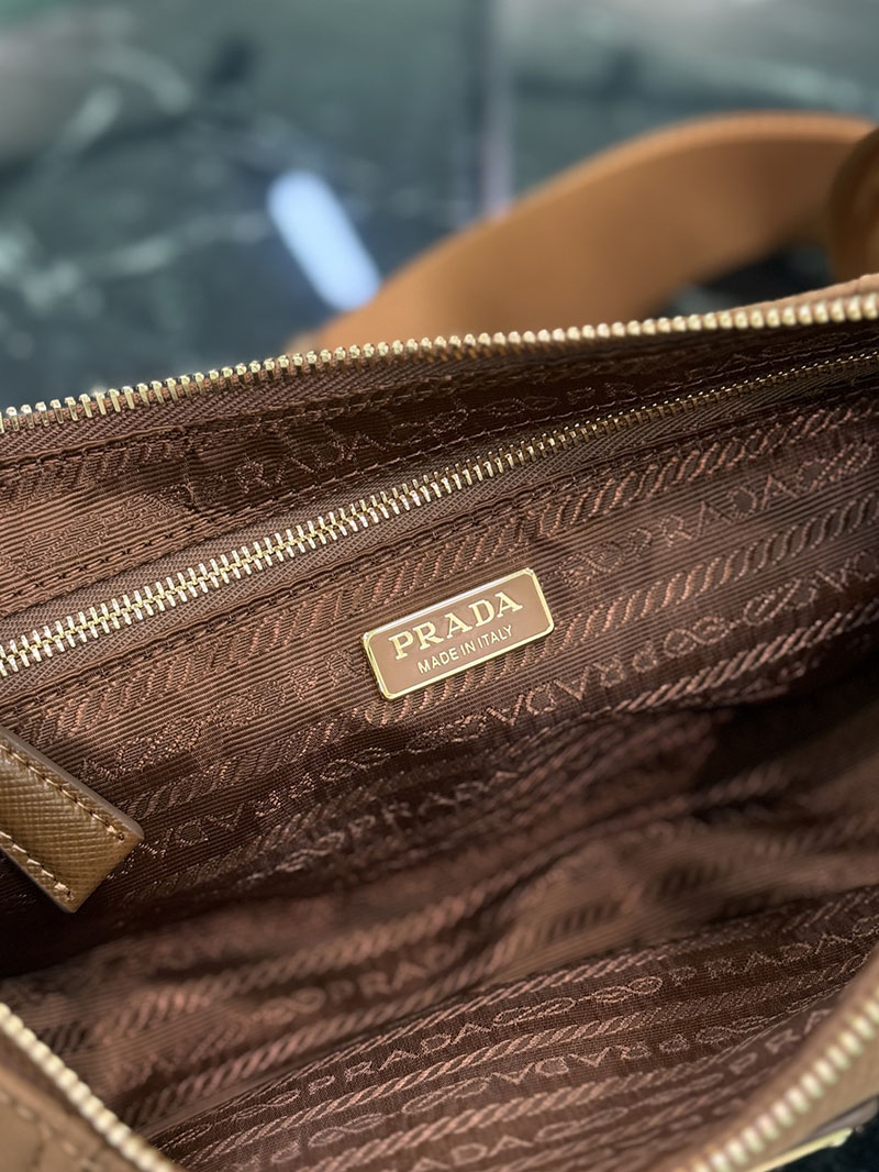 プラダ アウトレット PRADA ドゥミ・リュンヌ Re-Nylon ショルダーバッグ 1BH222_R064_F0040_V_NOO ベージュ H品 レディース プラダ ショルダーバッグ - 画像 (2)