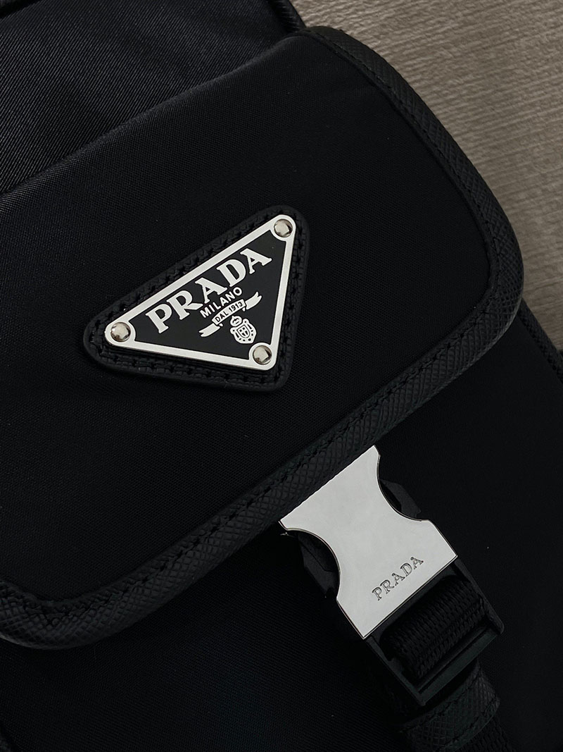 プラダ アウトレット PRADA Re-Nylon スマートフォンケース 2ZH194_2DMH_F0002 ブラック H品 プラダ スマホケース ショルダー - 画像 (4)