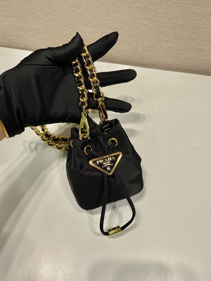 プラダ アウトレット PRADA ベルベット ミニポーチ 1NR016_2C7P_F0002 ブラック H品 プラダ ポーチ アウトレット 値段 - 画像 (9)