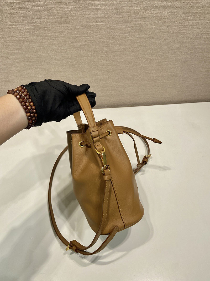 プラダ アウトレット PRADA Re-Edition 1978 Re-Nylon ミニバッグ 1BE067_R064_F0040_V_WOM ベージュ H品 プラダ ナイロン 巾着 バッグ - 画像 (5)