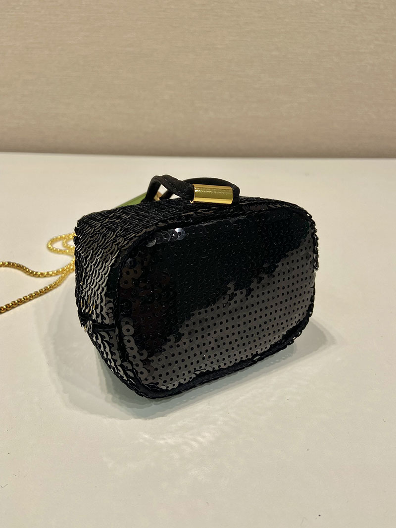プラダ アウトレット PRADA Re-Edition 1978 Re-Nylon ミニバッグ 1NR016_959_F0002 ブラック H品 プラダ 巾着バッグ アウトレット - 画像 (5)