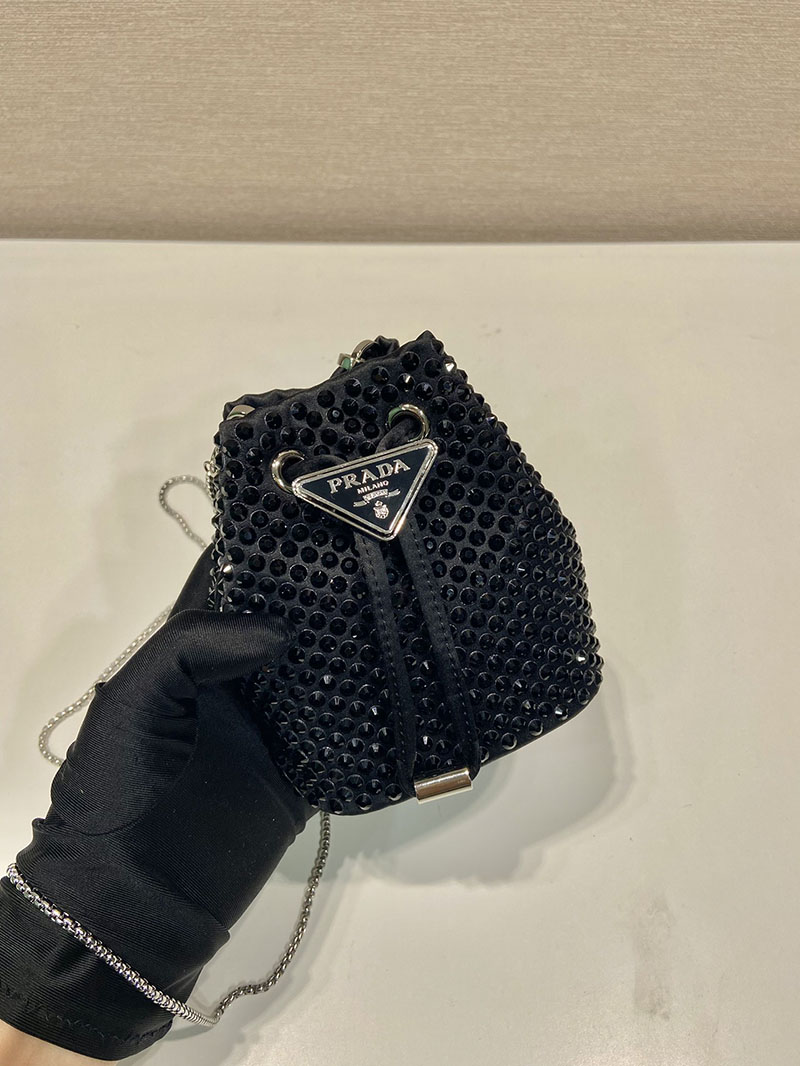 プラダ アウトレット PRADA Re-Edition 1978 Re-Nylon ミニバッグ 1NR016_2AWL_F0002_V_OOO ブラック H品 プラダ 巾着バッグ アウトレット - 画像 (8)