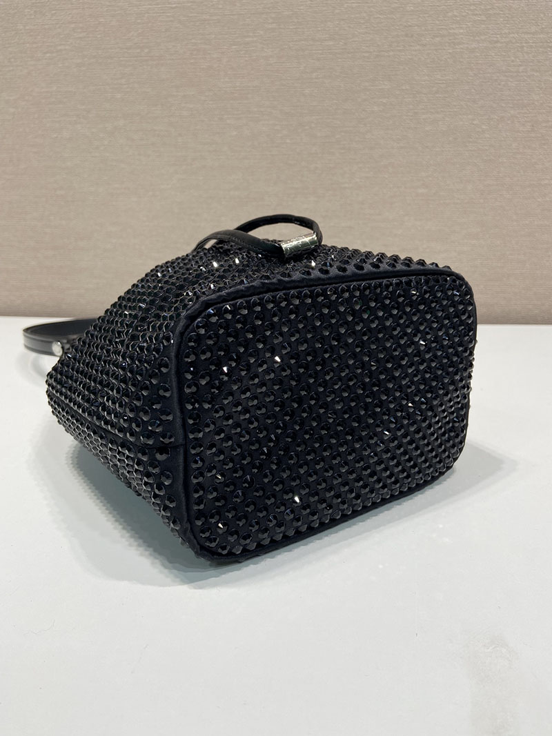 プラダ アウトレット PRADA クリスタル サテン ミニバッグ 1BE067_2AWL_F0002_V_OOO ブラック H品 プラダ バケツ型バッグ - 画像 (6)