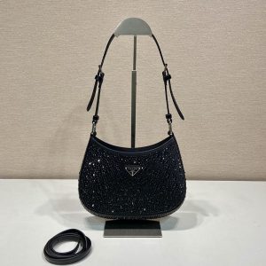 プラダ クリスタルバッグ