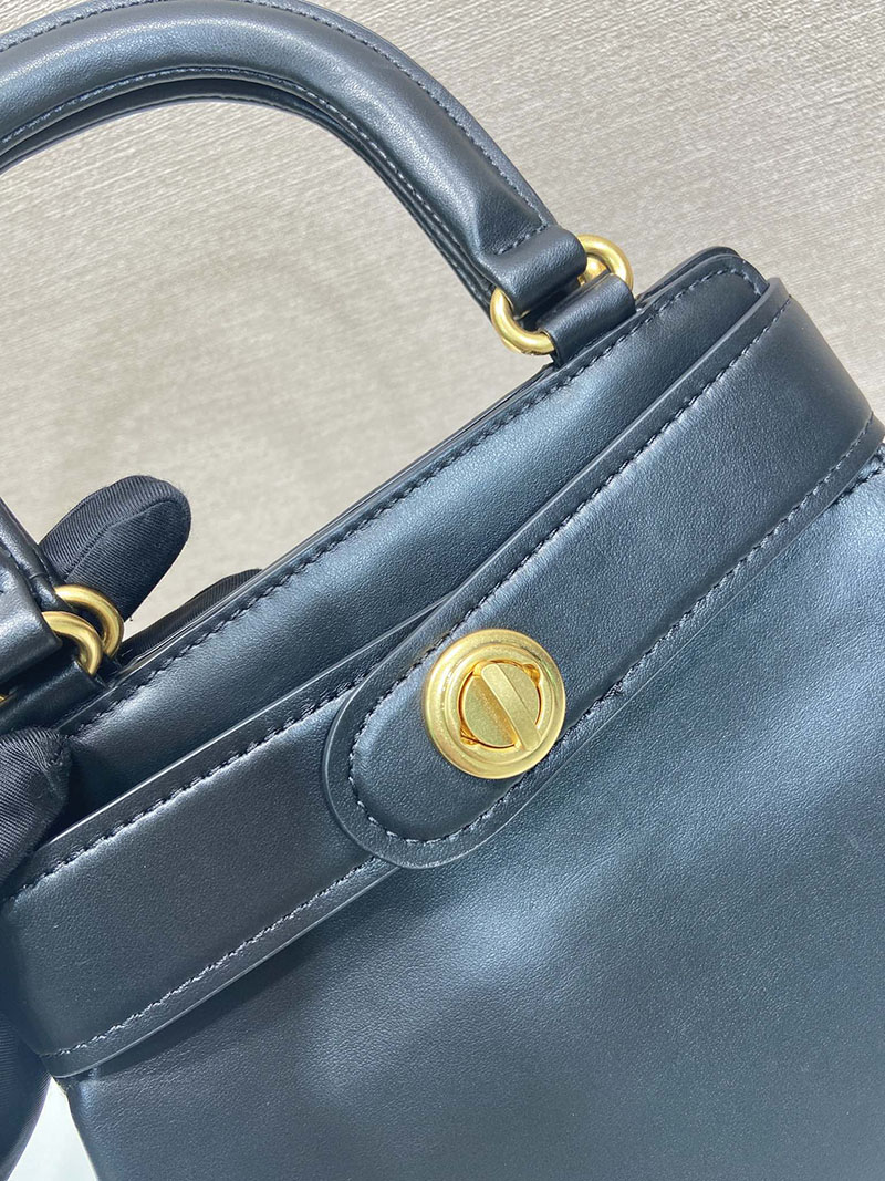 プラダ アウトレット PRADA エチュード ミディアム レザー バッグ 1BG567_2HIA_F0002_V_KOO ブラック H品 プラダ バッグ アウトレット - 画像 (4)