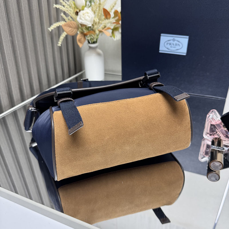 プラダ アウトレット PRADA ミディアム Re-Nylonレザーショルダーバッグ 2VD066_384_F0C1B_V_OOF ネイビー H品 プラダ ショルダーバッグ メンズ - 画像 (7)