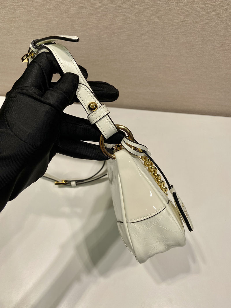 プラダ アウトレット PRADA Re-Edition 2002 ミディアム 1BC221_2CYR_F0PG7_V_OOM ホワイト H品 プラダ ショルダーバッグ ミニ - 画像 (4)