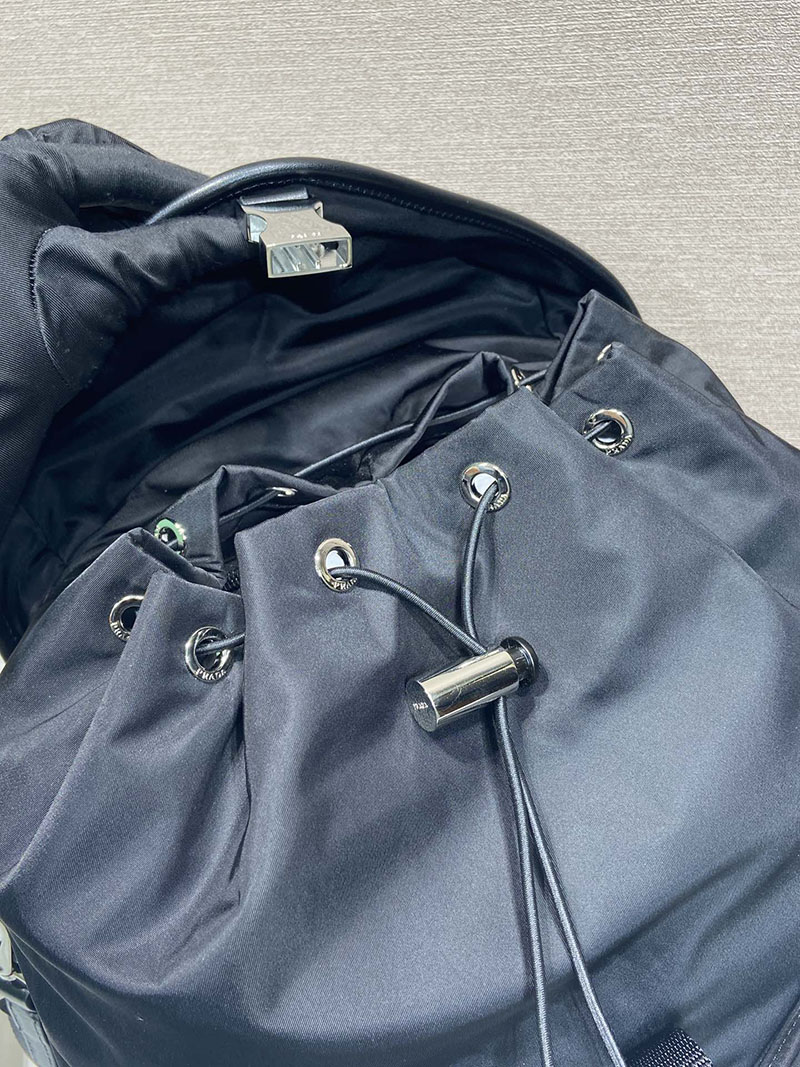 プラダ アウトレット PRADA Re-Nylon xレザー バックパック 2VZ108_2DW3_F0414_V_DYM カーキ H品 プラダ バックパック メンズ - 画像 (4)