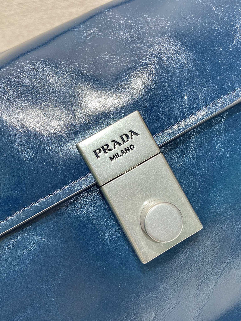 プラダ アウトレット PRADA ミディアム レザー ハンドバッグ 1BN024_2CYR_F0DMH_V_OOO ネイビー H品 プラダナイロンレザーハンドバッグ - 画像 (4)