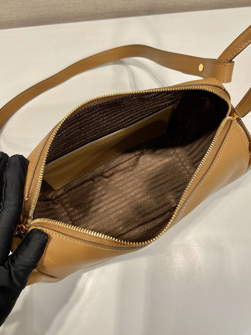 プラダ アウトレット PRADA ダーリン ソフトグレインレザー ハンドバッグ 1BA451_2CYS_F03BH_V_OVO キャメル H品 プラダ ハンドバッグ アウトレット - 画像 (3)