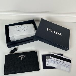 プラダ カードケース 財布