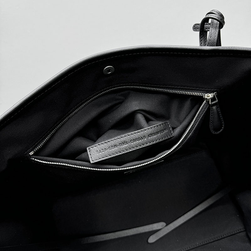 バレンシアガ アウトレット BALENCIAGA Biarritz トートバッグ スモール 8109812ABGW1000 ブラック カーフスキン バレンシアガ トートバッグ 人気 - 画像 (3)