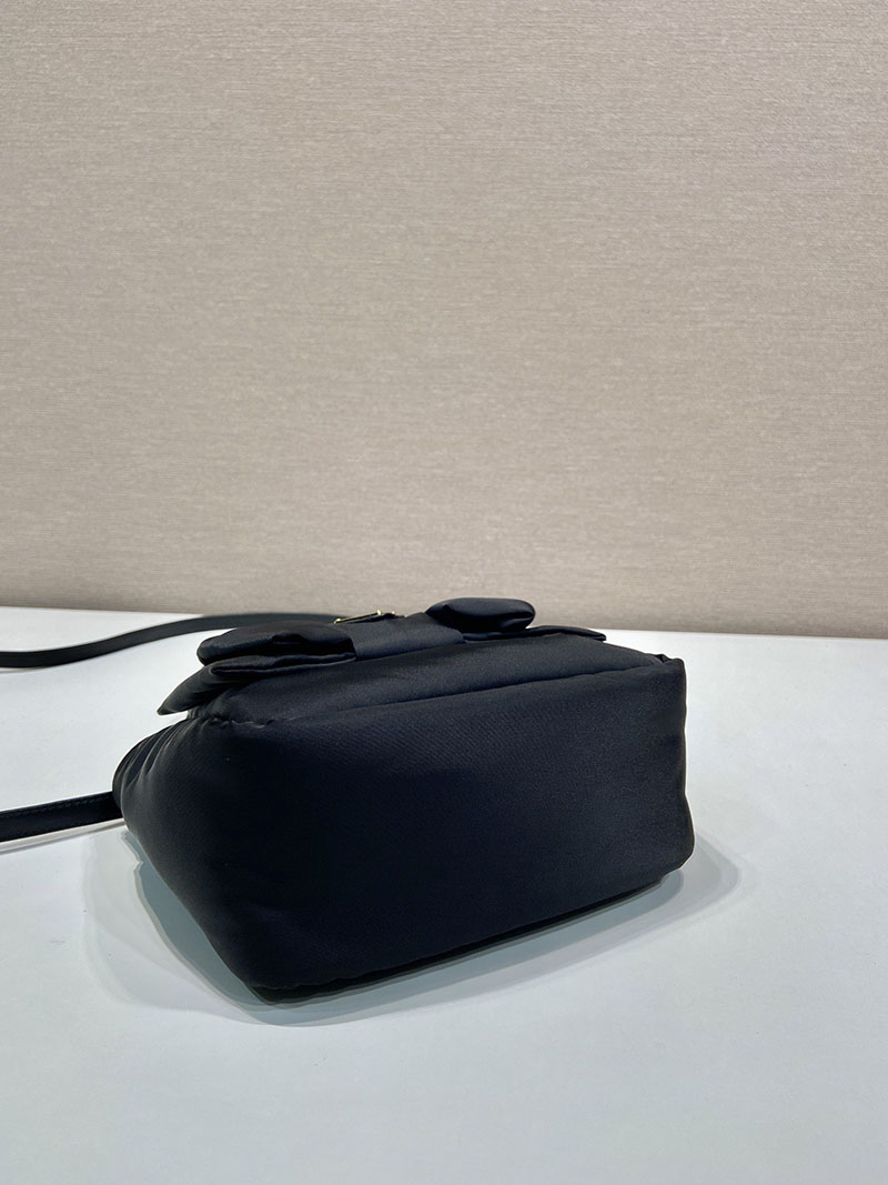 プラダ アウトレット PRADA リボン付 パデッドRe-Nylon ミニバッグ 1BA359_RP0C_F0002_V_OXO ブラック H品 プラダ ナイロン ミニショルダー - 画像 (5)
