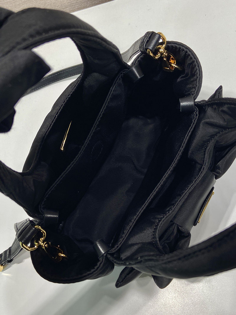 プラダ アウトレット PRADA リボン付 パデッドRe-Nylon ミニバッグ 1BA359_RP0C_F0002_V_OXO ブラック H品 プラダ ナイロン ミニショルダー - 画像 (3)