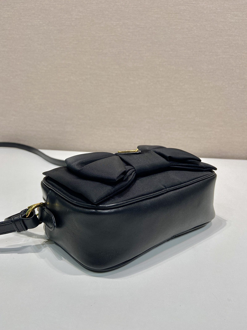 プラダ アウトレット PRADA リボン付 Re-Nylon ミニショルダーバッグ 1BH166_RP0C_F0002_V_DXO ブラック H品 プラダ ミニバッグ ナイロン - 画像 (6)