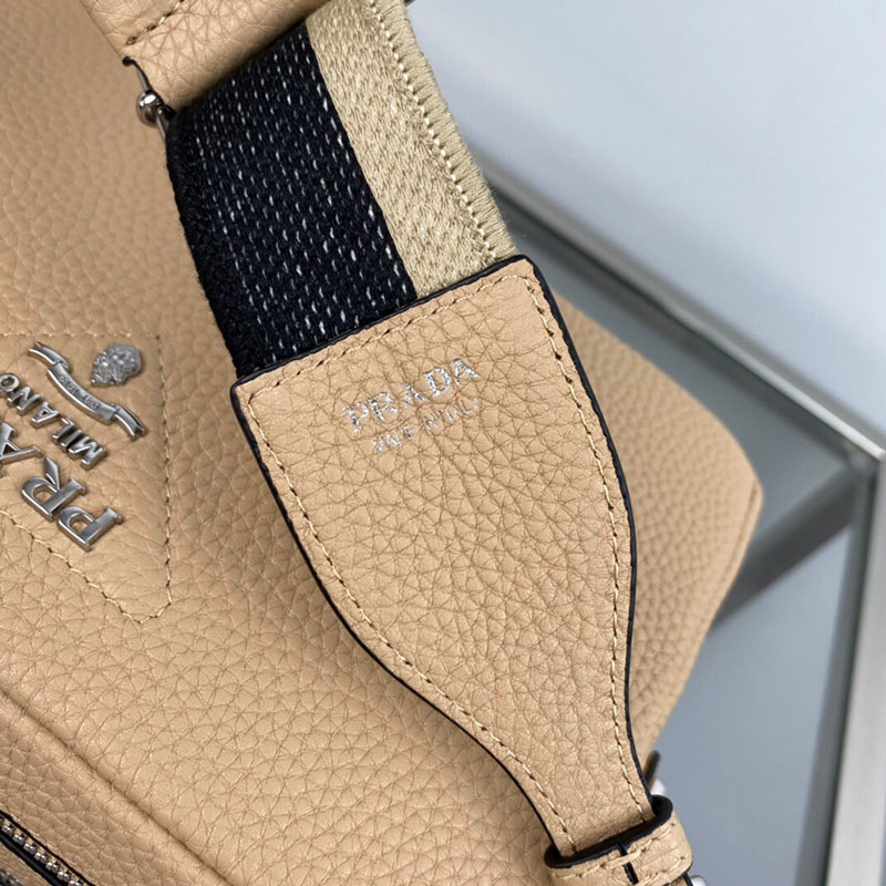 プラダ アウトレット PRADA ショルダーストラップ付 レザー バッグ 1BH082_2DKV_F0009_V_3OM ブラック H品 プラダ ショルダーバッグ 人気 - 画像 (4)