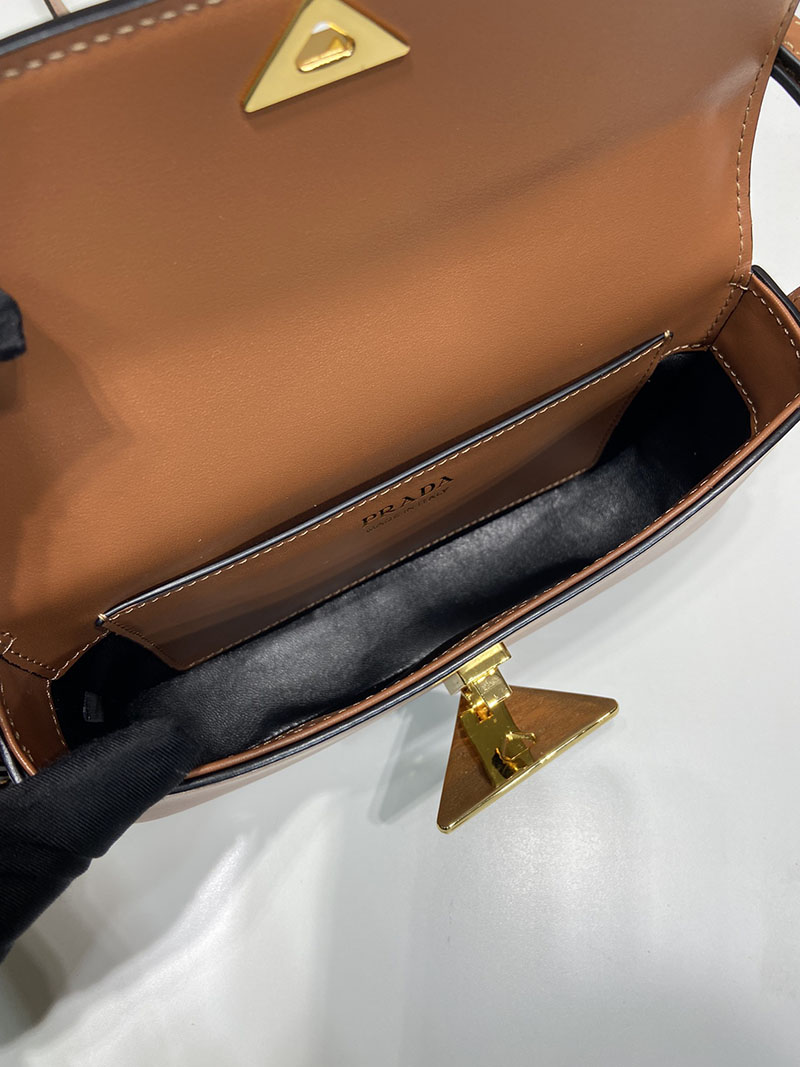 プラダ アウトレット PRADA Leather shoulder bag レザー ショルダーバッグ 1BD339_ASK_F0XUG_V_MTO ブラウン H品 プラダ ショルダーバッグ 人気 - 画像 (3)