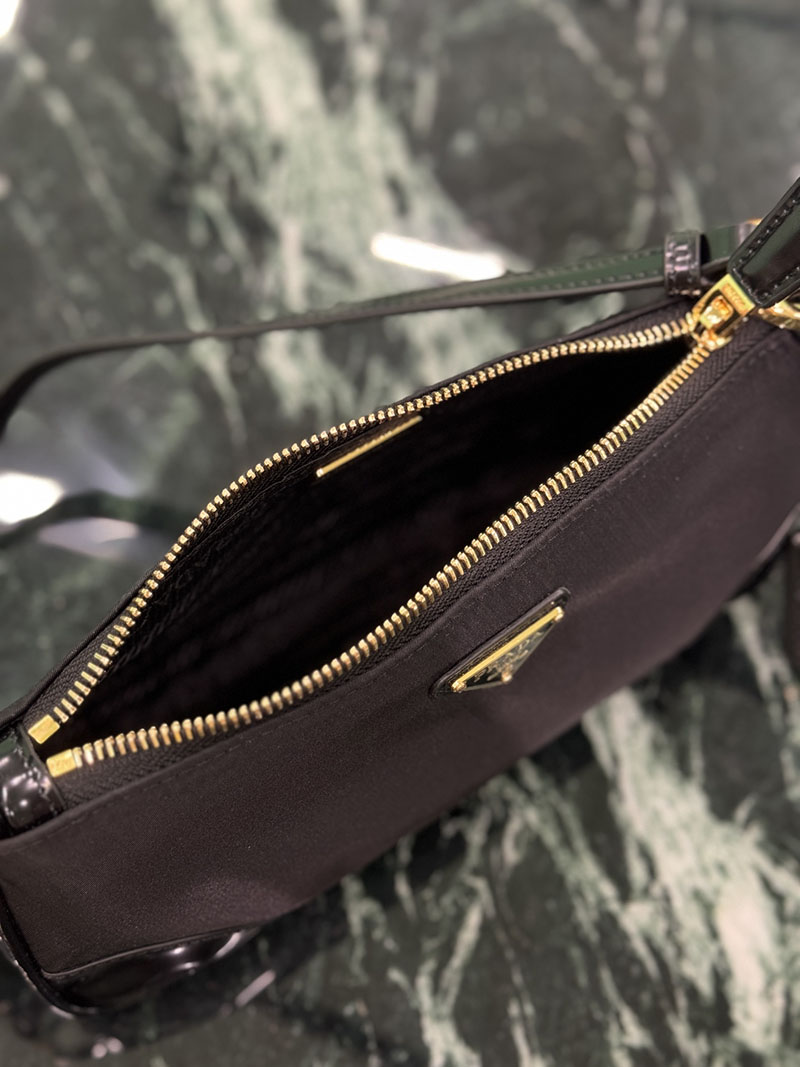 プラダ アウトレット PRADA Re-Edition 2002 ナイロン ショルダーバッグ 1BC201_R789_F0002 ブラック H品 プラダ プラダ 化粧ポーチ 人気 - 画像 (3)