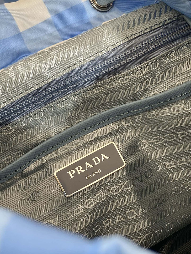 プラダ アウトレット PRADA Re-Edition 1978 Re-Nylon スモール バックパック 1BZ677 ブルー H品 プラダ バックパック アウトレット - 画像 (2)