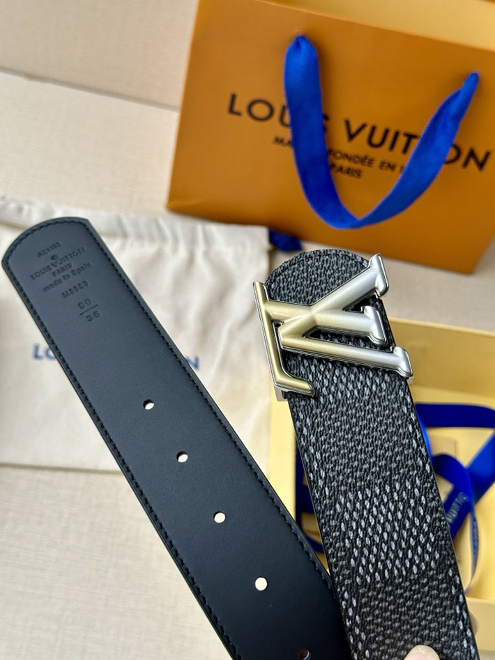最高級ルイヴィトンスーパーコピー ルイヴィトンベルトコピー ベルト・LV ディメンション 40MM リバーシブル 2523055 ヴィトン ベルト メンズ 人気 - 画像 (3)
