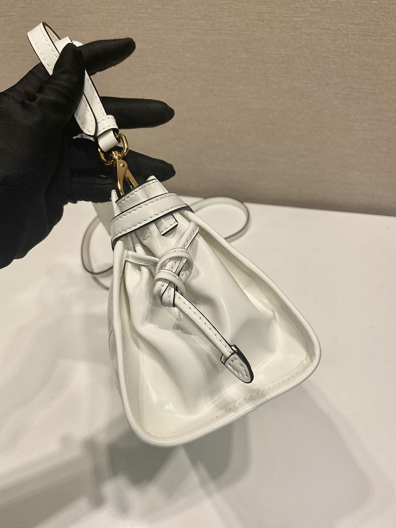 プラダ アウトレット PRADA ボニー スモール ソフトルックスレザー 1BH215_2CYR_F0009_V_OOO ホワイト H品 プラダ ショルダーバッグ 人気 - 画像 (6)