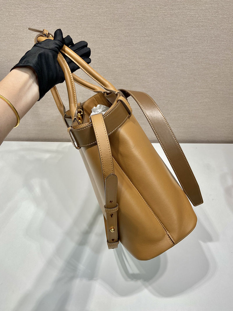 プラダ アウトレット PRADA ベルト付 プラダ バックル ラージ レザー ハンドバッグ 1BA416_2CY9_F03BH_V_DBO キャメル H品 プラダ ショルダーバッグ 人気 - 画像 (6)