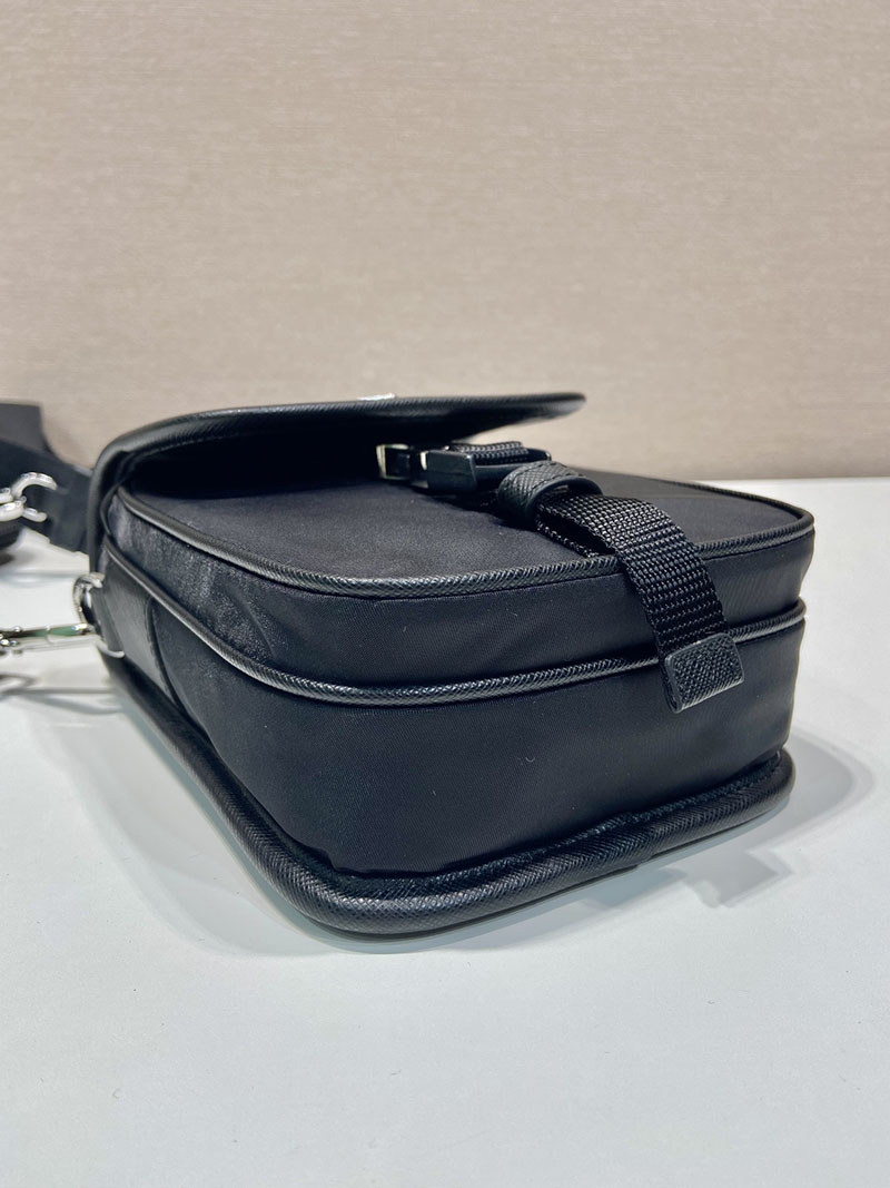 プラダ アウトレット PRADA リナイロン サフィアーノショルダーバッグ 2VD043_2DMH_F0002 ブラック H品 プラダ ナイロンバッグ アウトレット - 画像 (4)