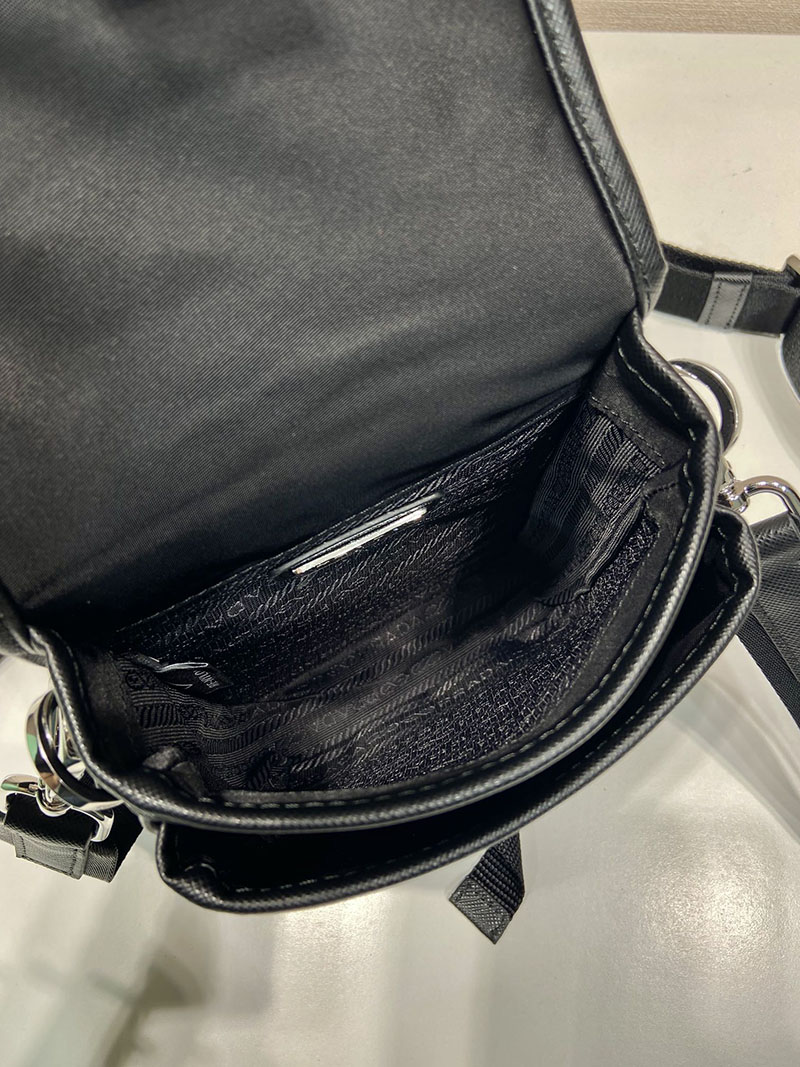 プラダ アウトレット PRADA リナイロン サフィアーノショルダーバッグ 2VD043_2DMH_F0002 ブラック H品 プラダ ナイロンバッグ アウトレット - 画像 (3)