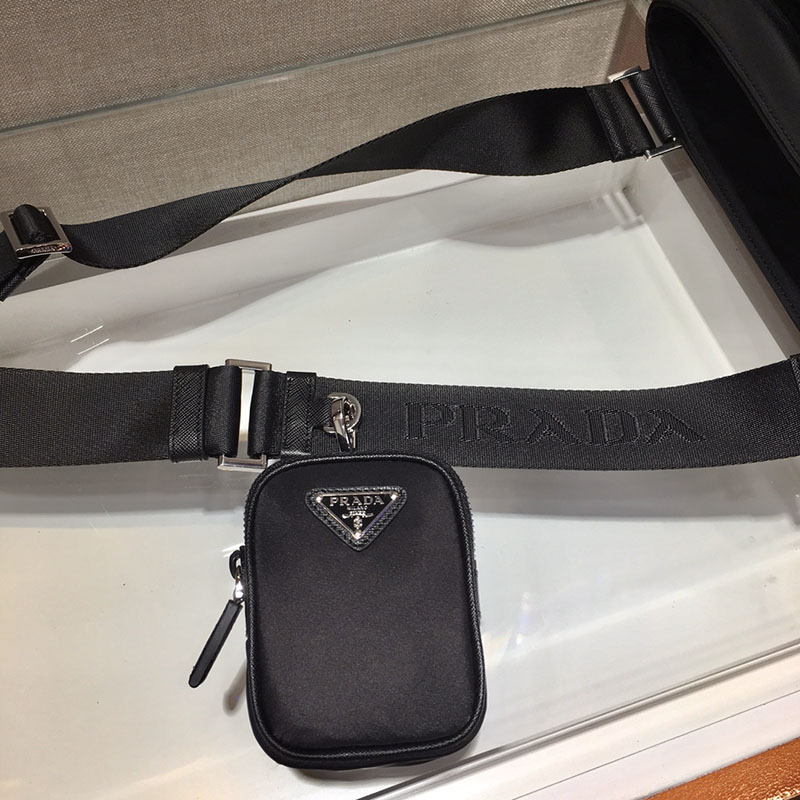 プラダ アウトレット PRADA ナイロン トライアングル ロゴ クロスボディー ポーチ付き 2VH110_064_F0002 ブラック H品 プラダ ナイロンバッグ アウトレット - 画像 (3)
