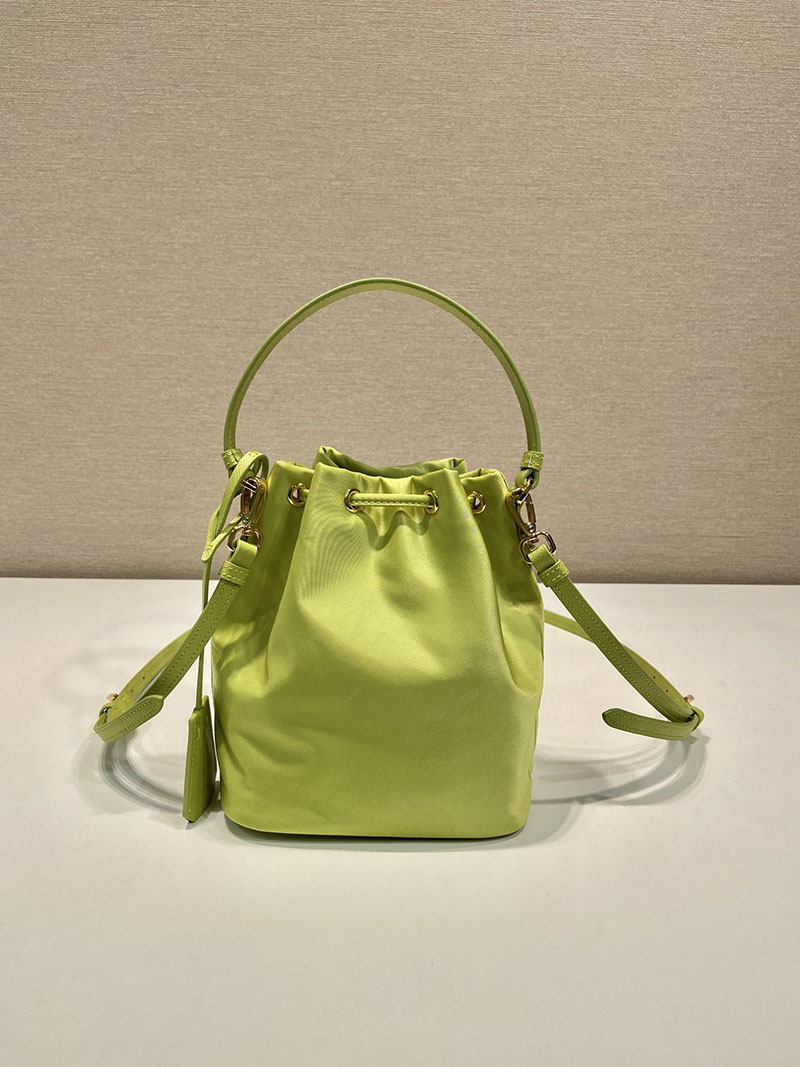 プラダ アウトレット PRADA Re-Edition 1978 Re-Nylon ミニバッグ 1BE067_RV44_F0394_V_WOP ライトグリーン H品 プラダ ミニバッグ レザー - 画像 (7)