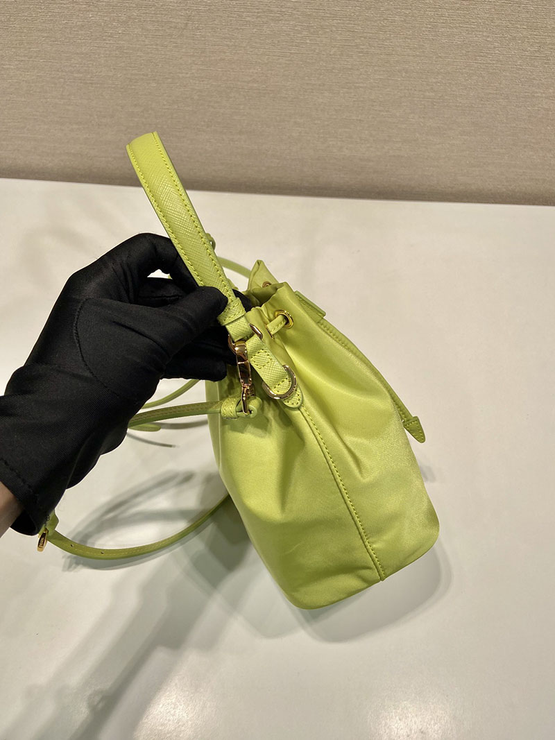 プラダ アウトレット PRADA Re-Edition 1978 Re-Nylon ミニバッグ 1BE067_RV44_F0394_V_WOP ライトグリーン H品 プラダ ミニバッグ レザー - 画像 (6)