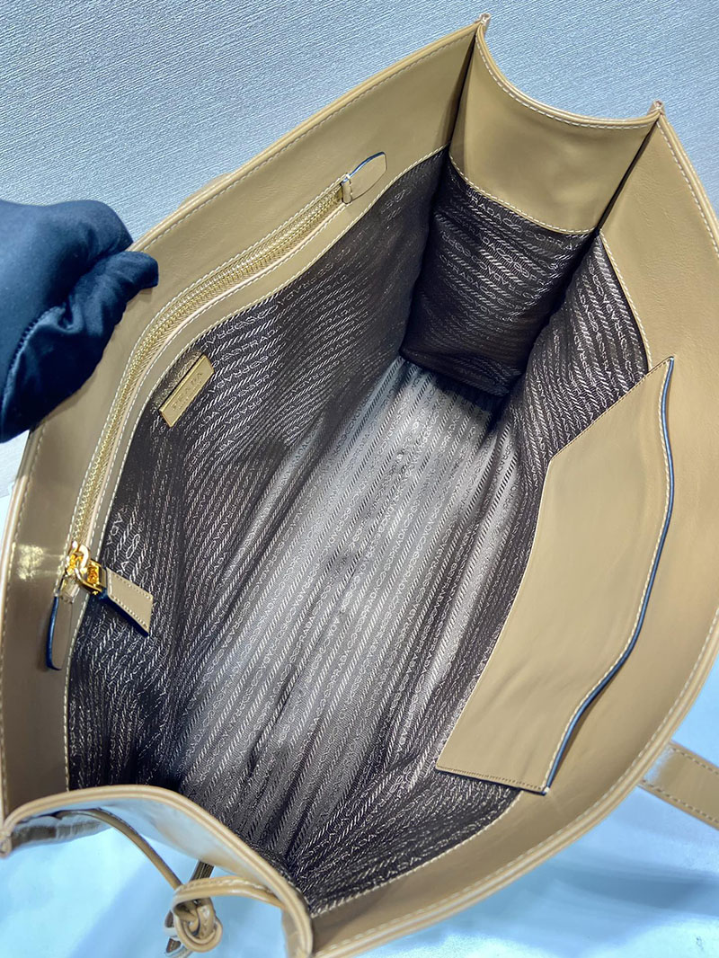 プラダ アウトレット PRADA ラージ ソフトルックスレザー トートバッグ 1BG460_2CYR_F0LT6_V_OON カメオベージュ H品 プラダ トートバッグ アウトレット - 画像 (3)