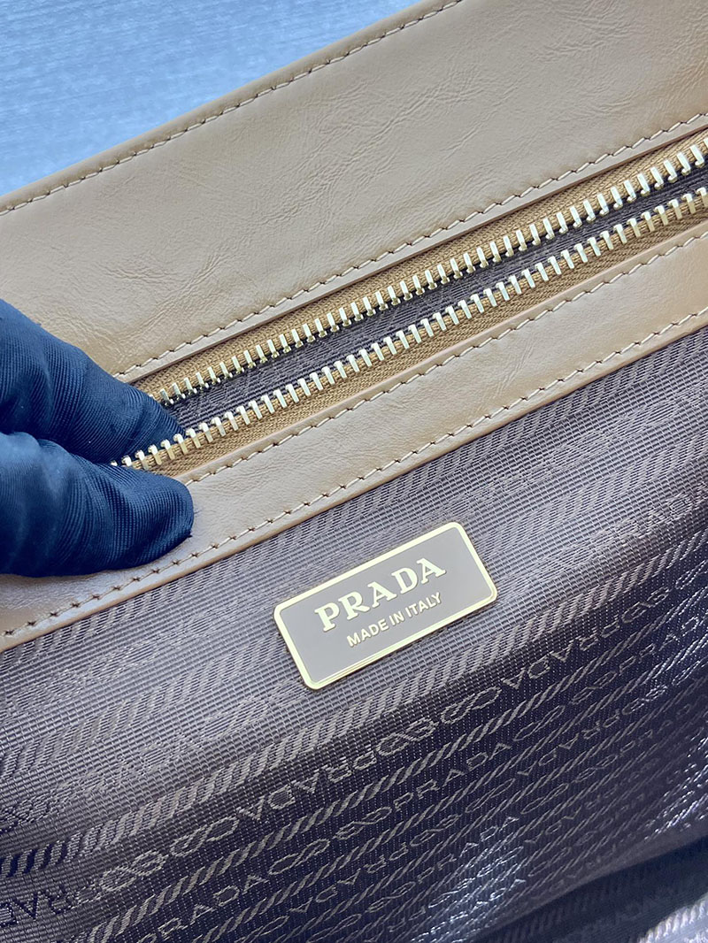 プラダ アウトレット PRADA ラージ ソフトルックスレザー トートバッグ 1BG460_2CYR_F0LT6_V_OON カメオベージュ H品 プラダ トートバッグ アウトレット - 画像 (2)