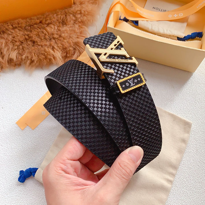 最高級ルイヴィトンスーパーコピー ルイヴィトンベルトコピー サンチュール LV イニシャル タイガ ノワール 2523080 ルイヴィトン ベルト メンズ - 画像 (6)