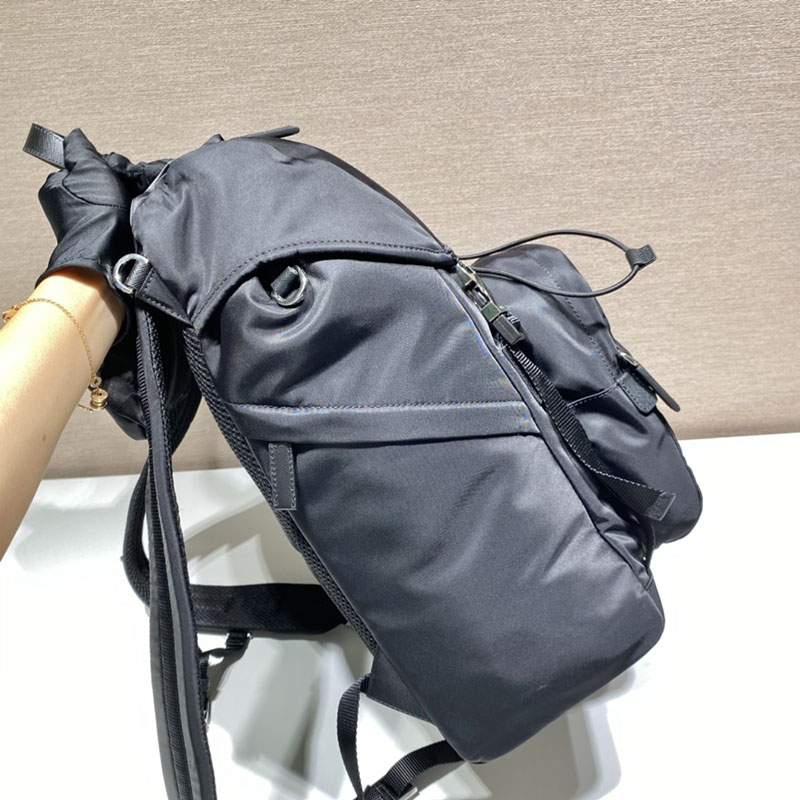 プラダ アウトレット PRADA Re-Nylon xサフィアーノレザー バックパック 2VZ135_2DMG_F0002_V_HOL ブラック H品 プラダ ナイロンリュック - 画像 (7)