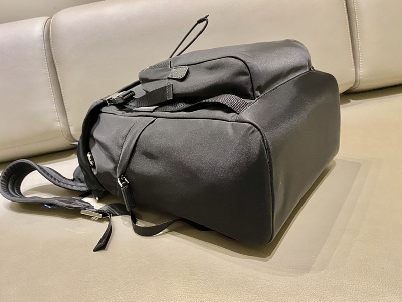 プラダ アウトレット PRADA Re-Nylon xサフィアーノレザー バックパック 2VZ135_2DMG_F0002_V_HOL ブラック H品 プラダ ナイロンリュック - 画像 (6)