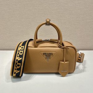 プラダ ハンドバッグ レディース