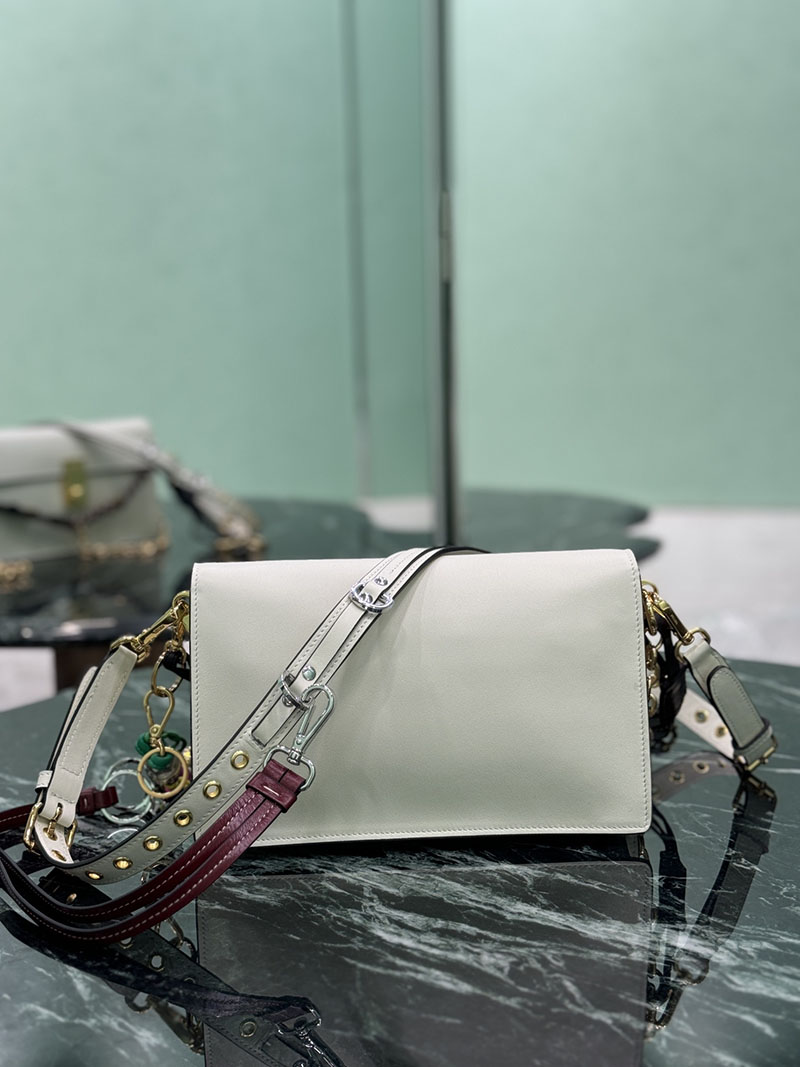 プラダ アウトレット PRADA チャーム付 プラダ ソフトサウンド スモール 1BD379_2C6A_F0PG7_V_OO6 ホワイト H品 プラダ ショルダーバッグ 人気 - 画像 (7)
