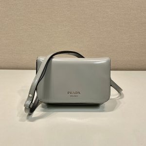 メンズ プラダ ショルダーバッグ 人気