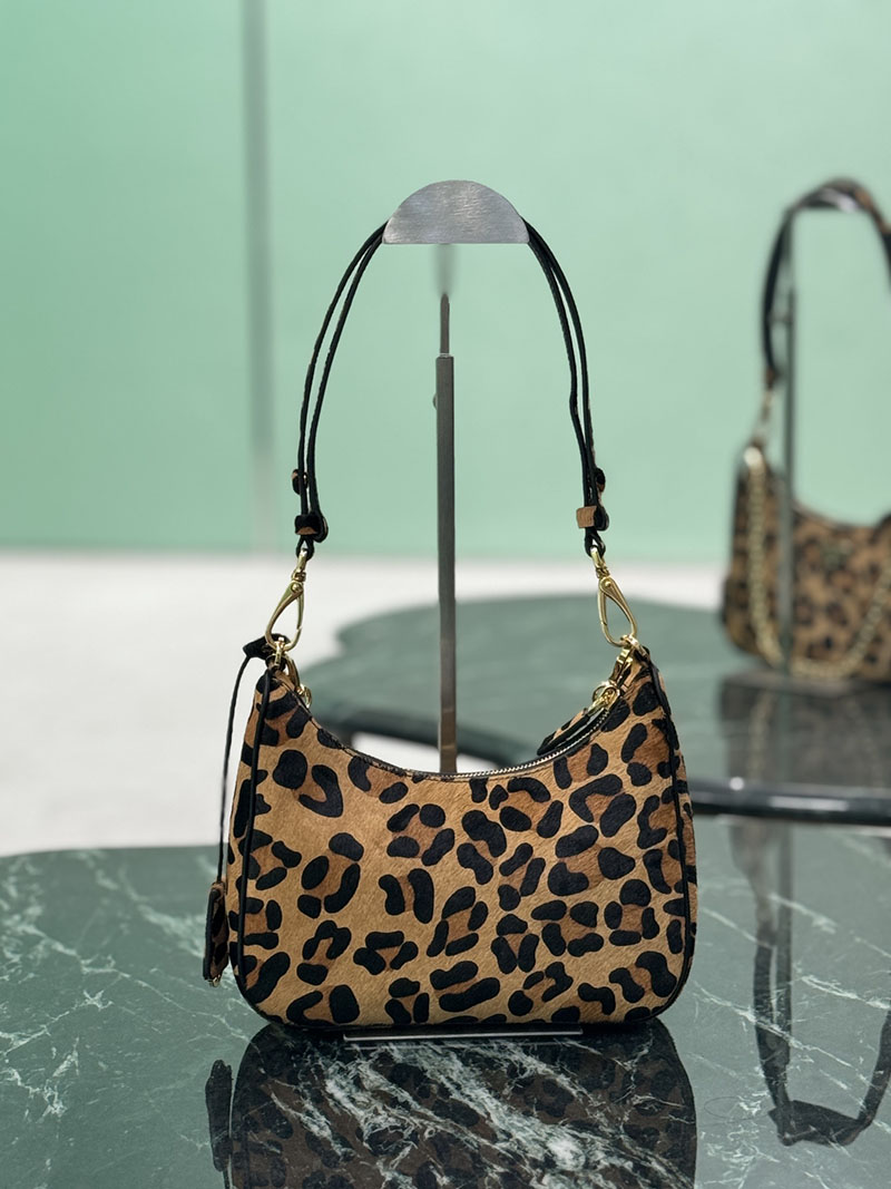 プラダ アウトレット PRADA Re-Edition サフィアーノレザー ミニバッグ 1BC204_NZV_F0151_V_QOM ブラウン H品 プラダ 斜めがけバッグ レディース - 画像 (8)