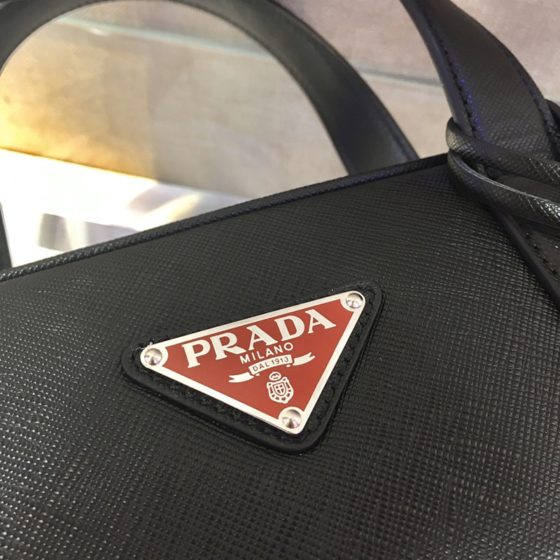 プラダ アウトレット PRADA サフィアーノレザー ブリーフケース 2VE368_9Z2_F0002_V_OOX ブラック H品 ビジネスバッグ メンズ プラダ - 画像 (4)