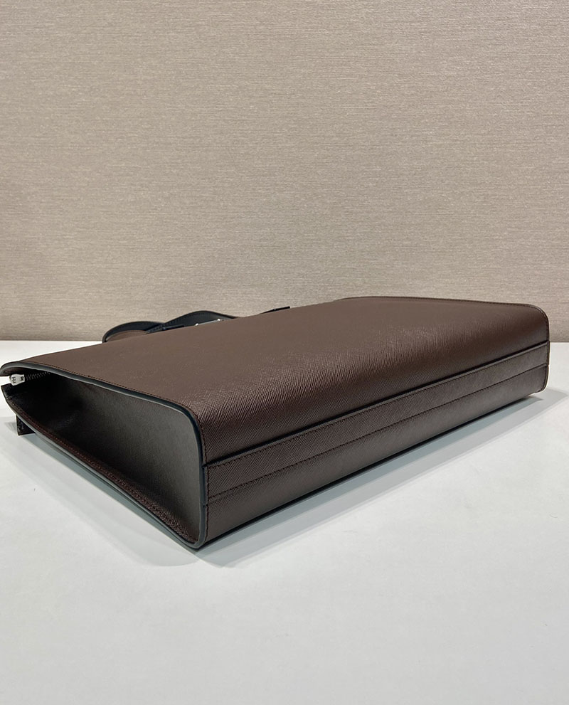 プラダ アウトレット PRADA サフィアーノレザー トートバッグ 2VG039_9Z2_F03X0_V_MOO ダークブラウン H品 プラダ トートバッグ メンズ - 画像 (4)