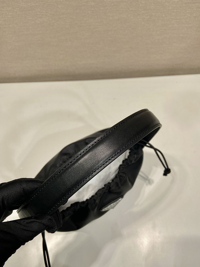 プラダ アウトレット PRADA TWILLER Metallic Top-Handle バケットバック B6249 ブラック H品 プラダ ナイロン アウトレット - 画像 (6)