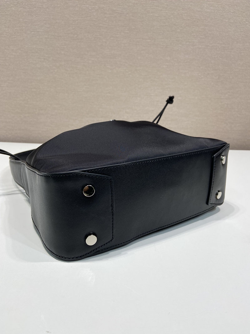プラダ アウトレット PRADA TWILLER Metallic Top-Handle バケットバック B6249 ブラック H品 プラダ ナイロン アウトレット - 画像 (5)